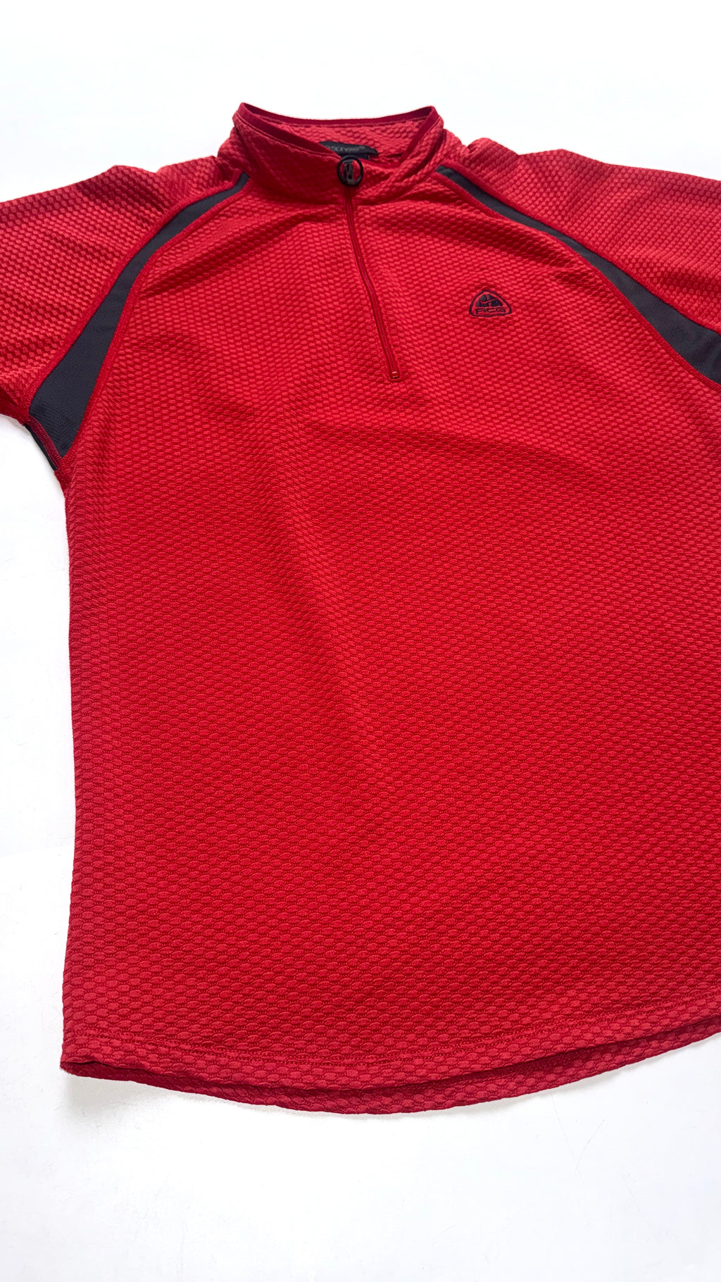 00s Nike ACG Sphere T shirt