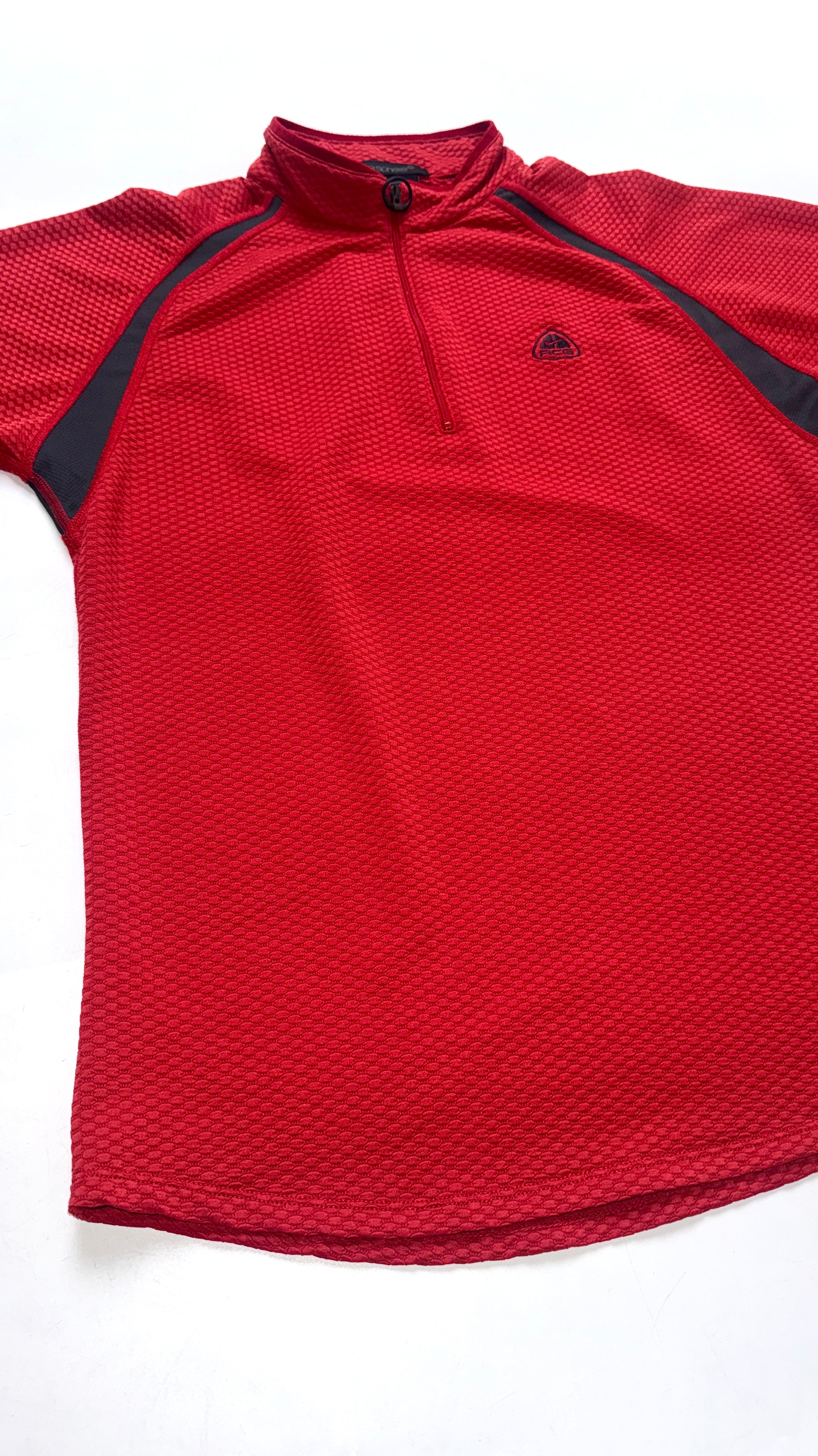 00s Nike ACG Sphere T shirt