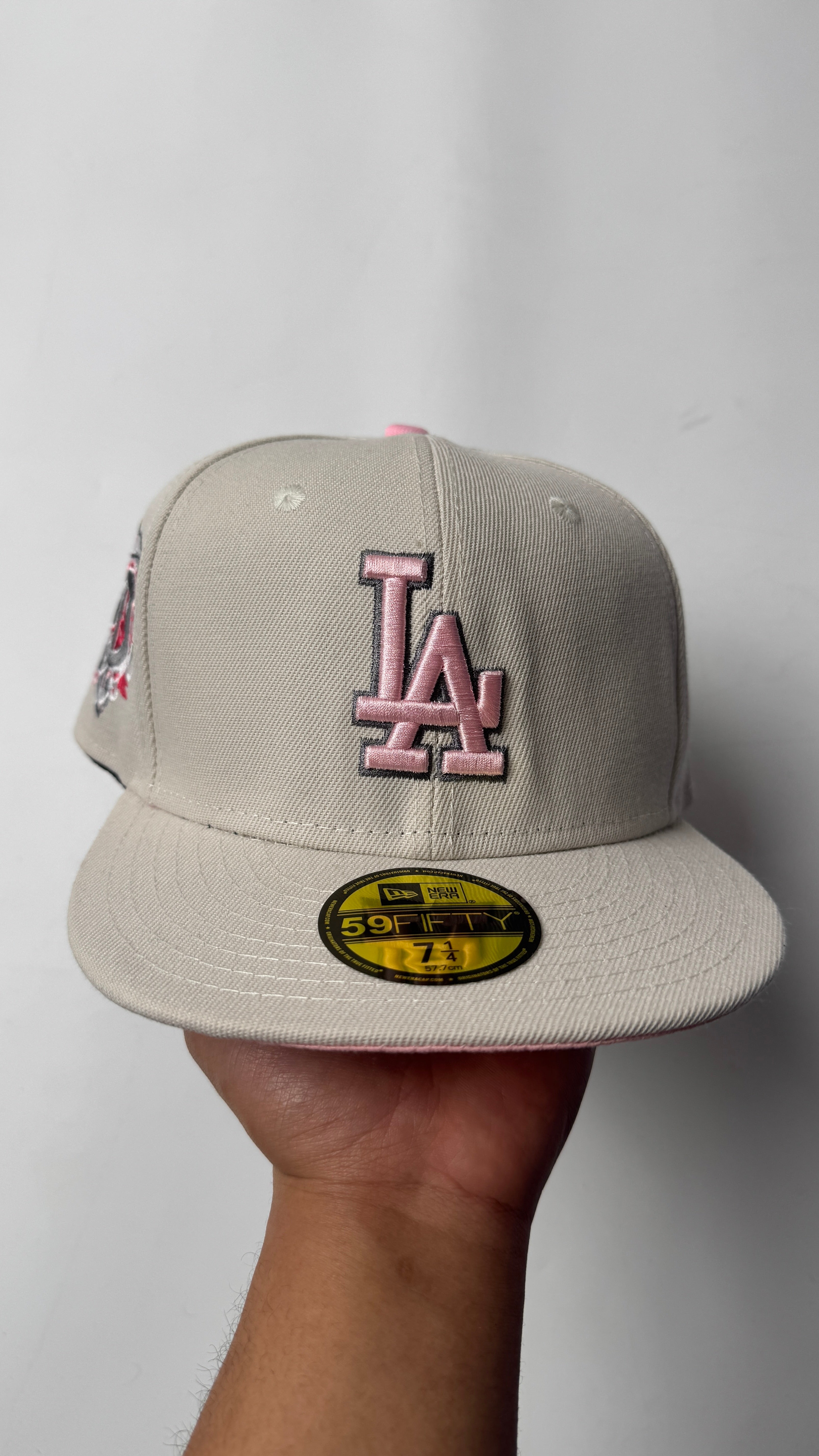 New Era Cream And pink “LA Dodgers” CAP