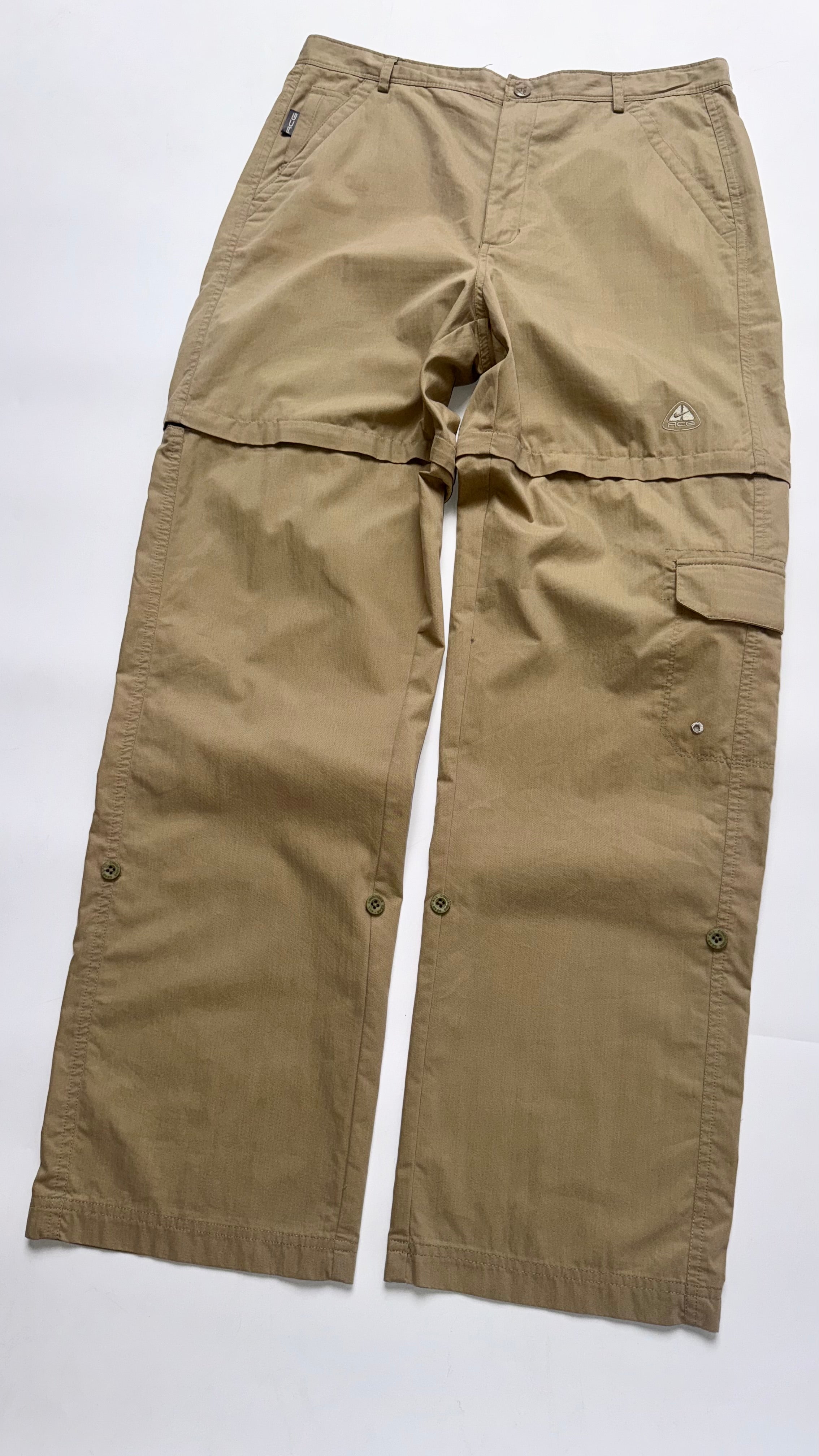 2000s Nike ACG Convertible Cargo Pants/Shorts