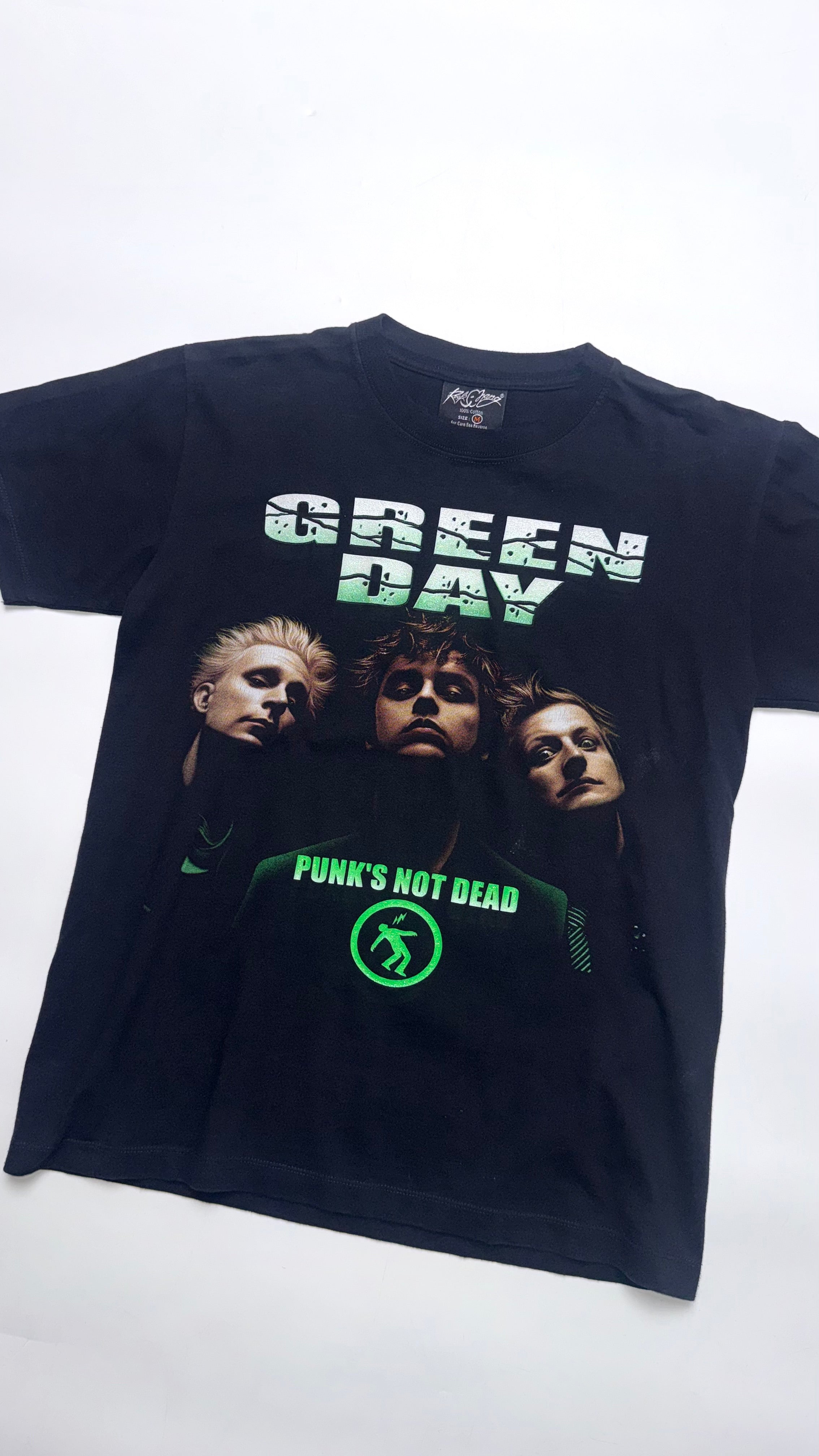 2000s Vintage “Green Day Punk’s Not Dead” Graphic T shirt