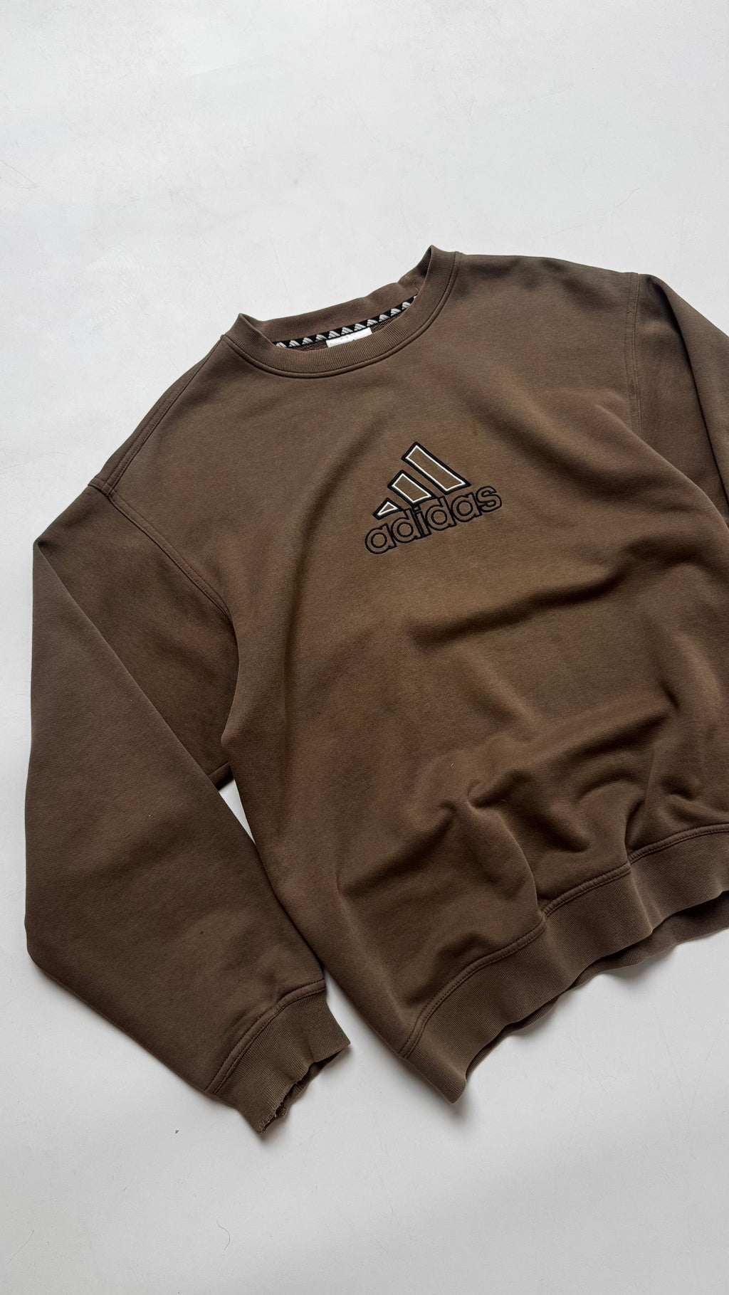 Adidas καφέ κρουαζέ λαιμόκοψη αρχές δεκαετίας 2000