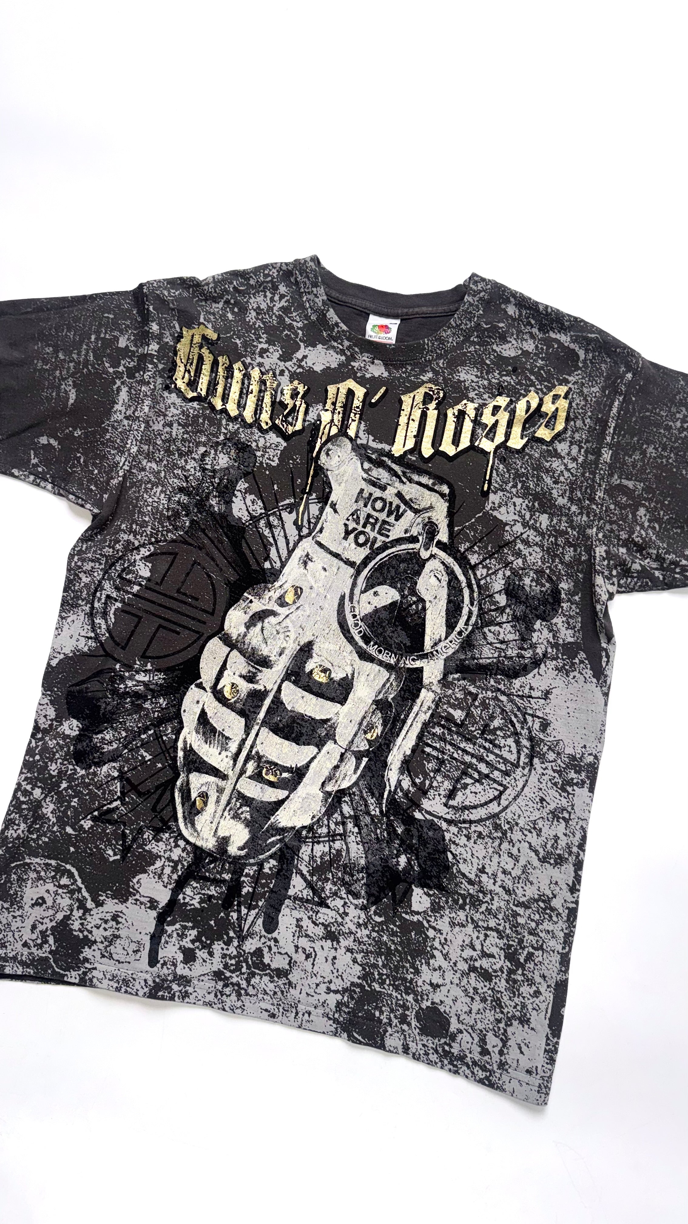 Vintage 2000s Gun n’ Roses Graphic T shirt