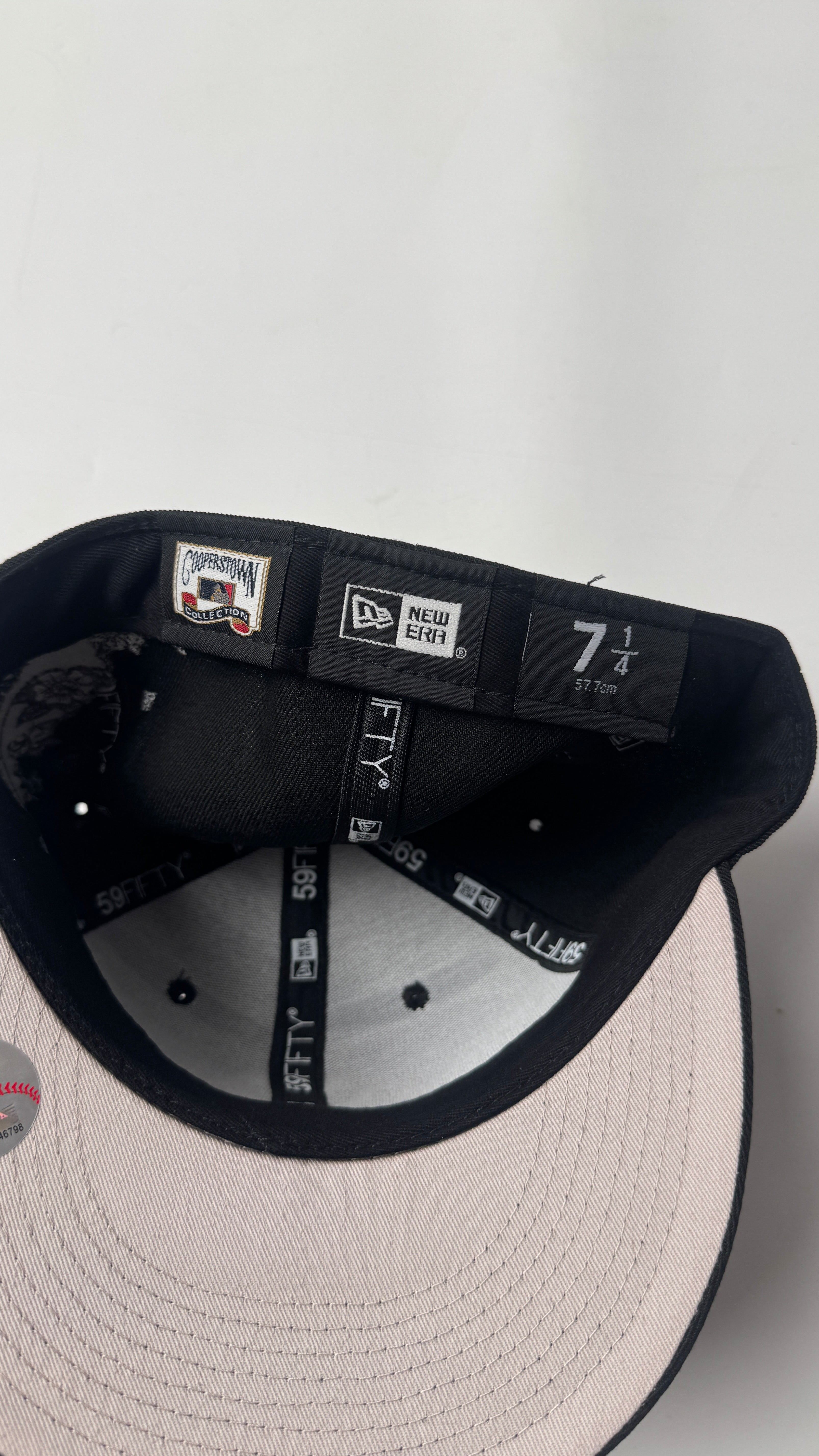 New Era Black Bird “NY” CAP