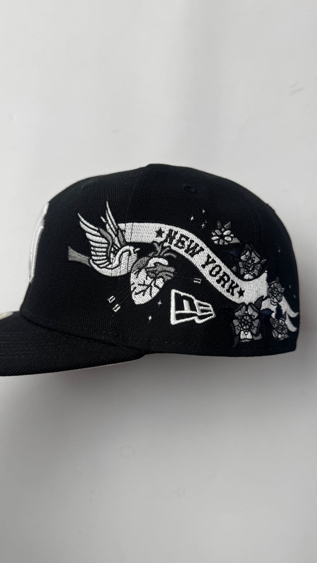 New Era Black Bird “NY” CAP