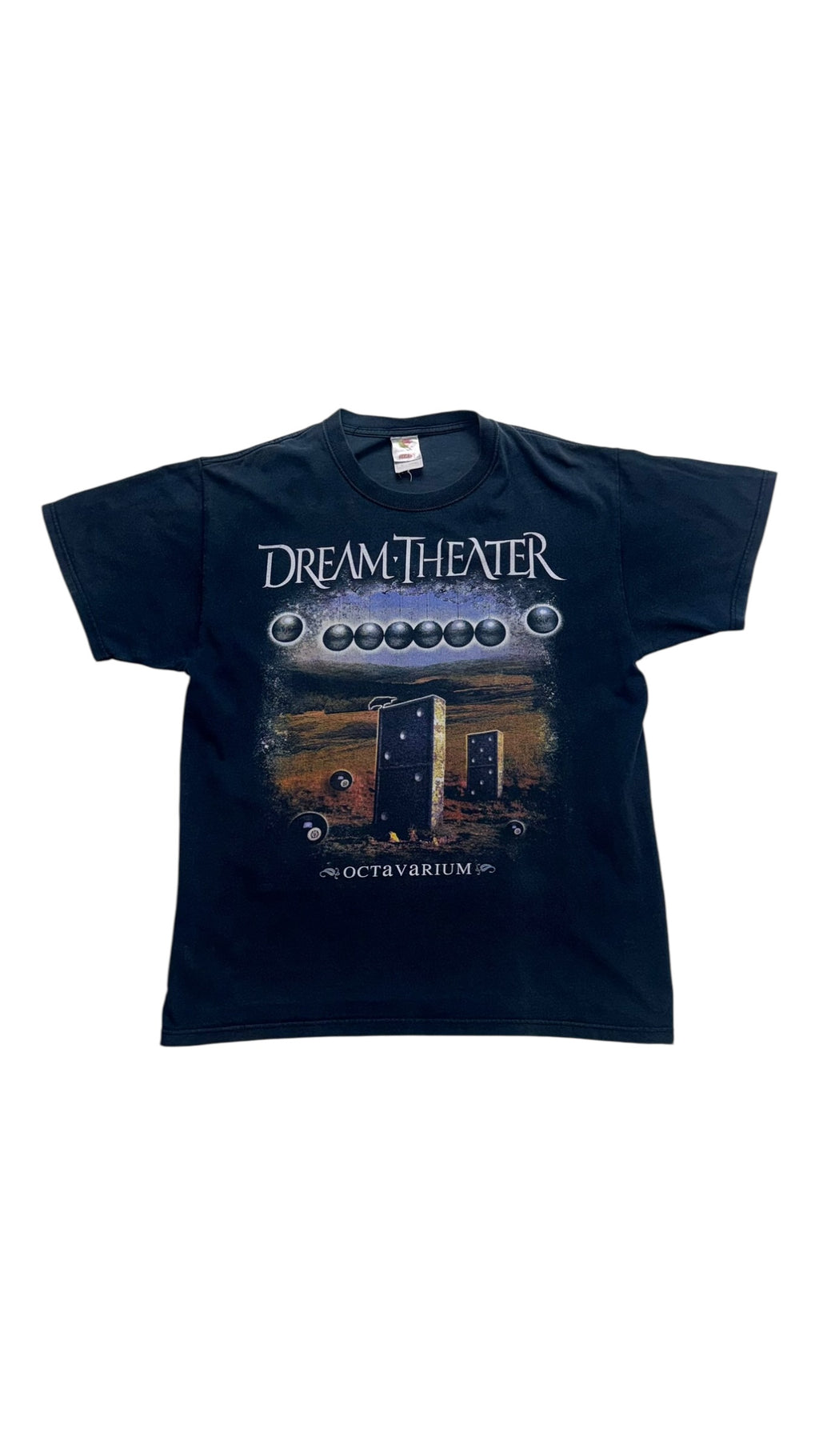 2000s Vintage “Dream•Theater” Graphic T shirt