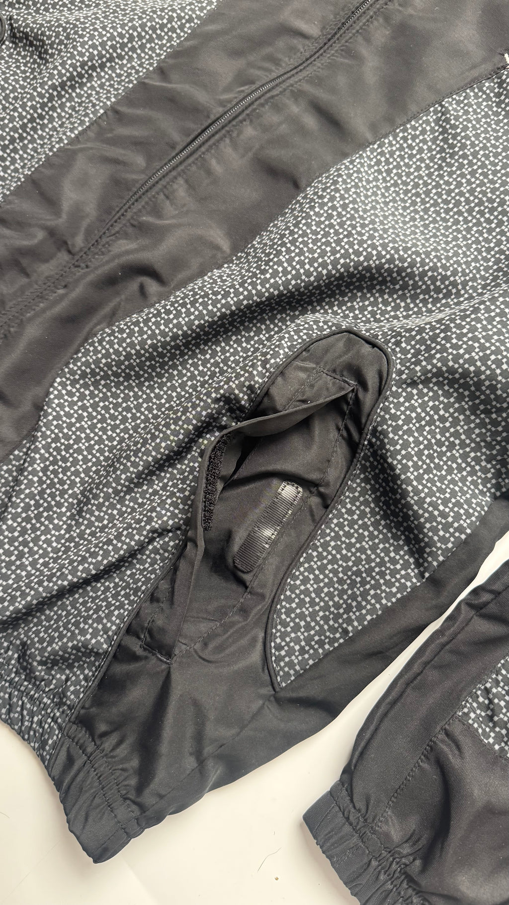 00s Nike Air Max Black Track Jacket