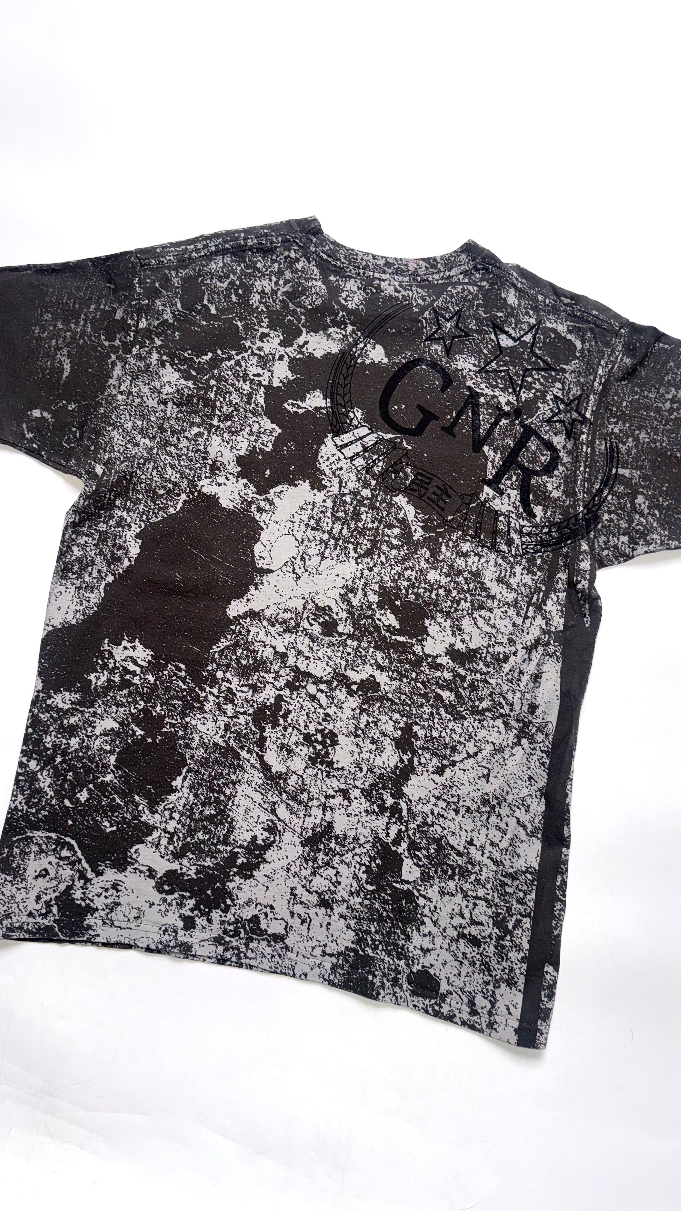 Vintage 2000s Gun n’ Roses Graphic T shirt