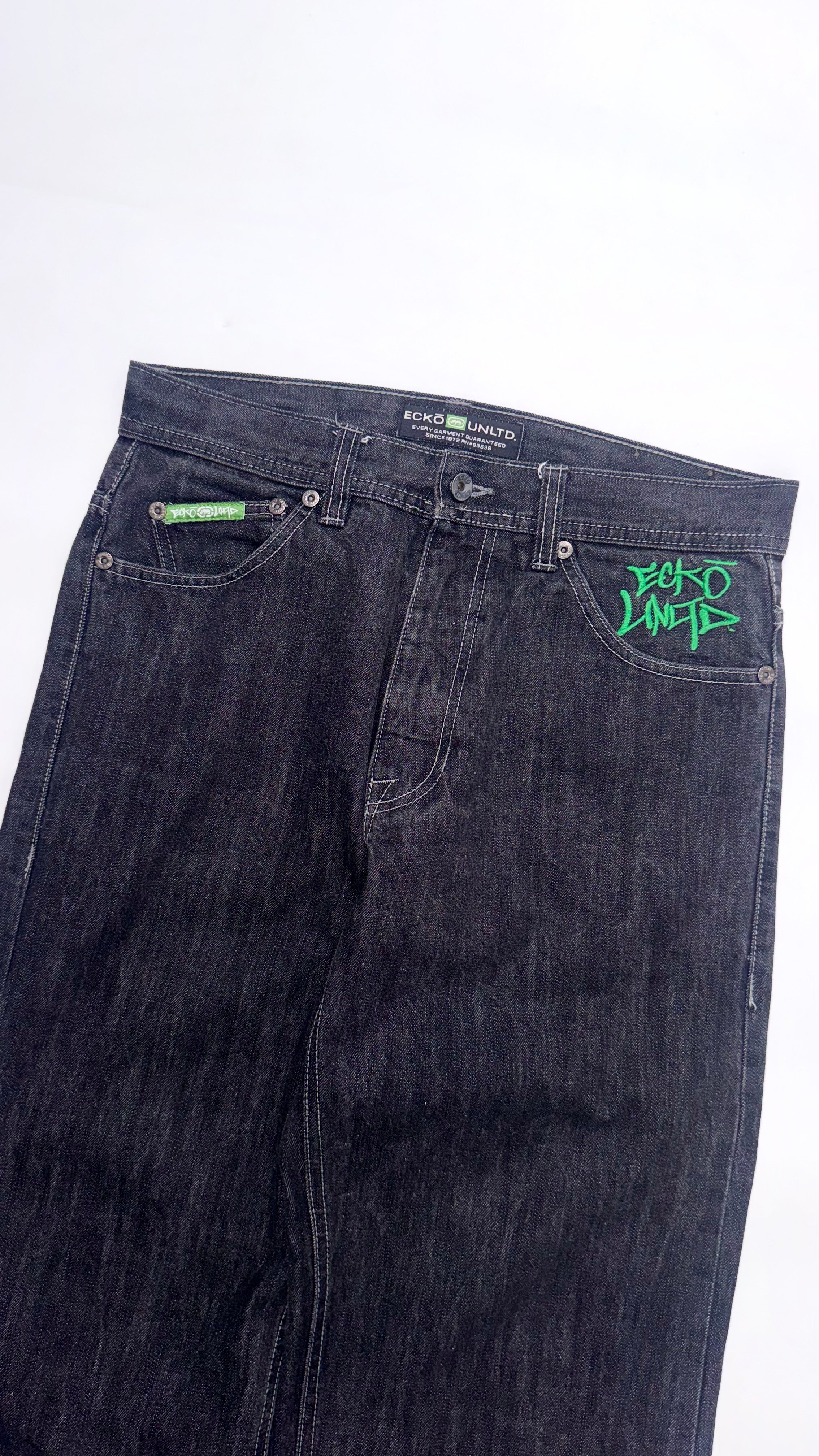 Vintage 2000s Baggy ECKO UNTD Jeans Size 32