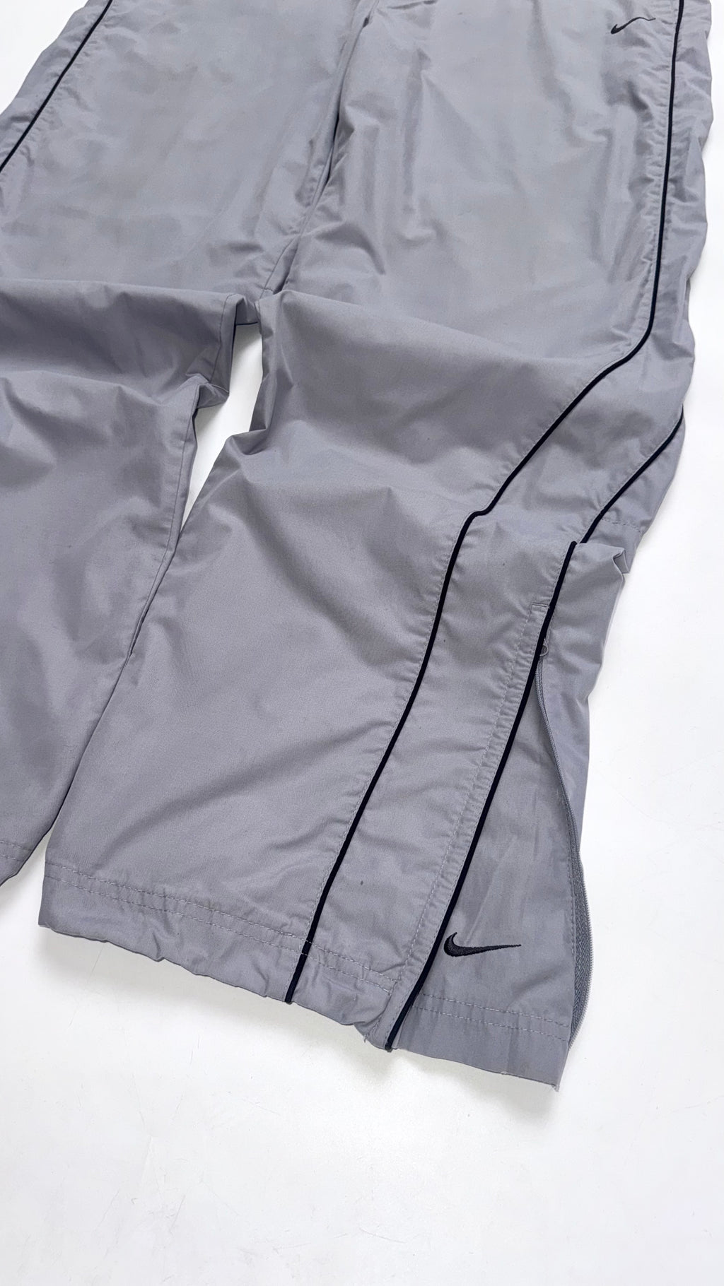 2000s Grey Nike Track Parachute Pants
