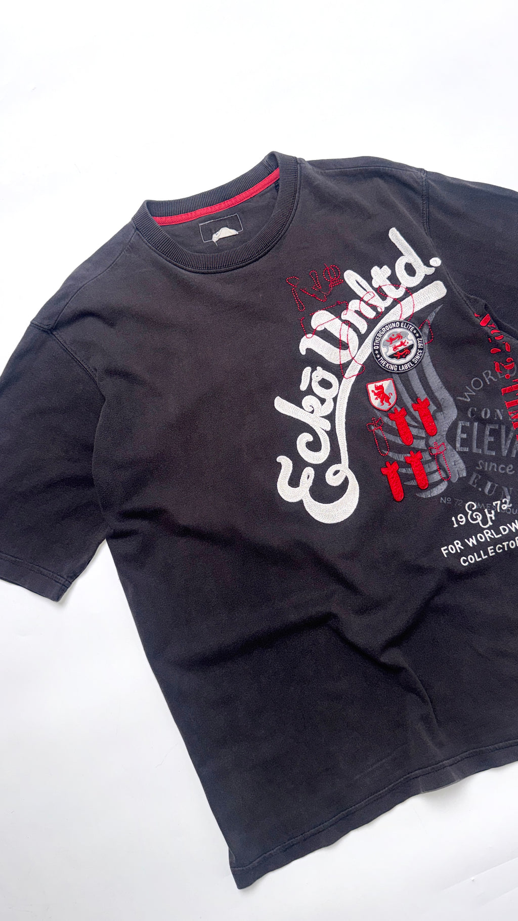 Vintage Ecko Untld Dark Brown Graphic T shirt