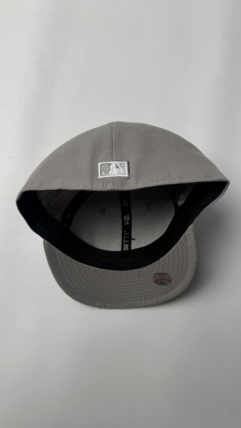 New Era Grey “LA” Cap