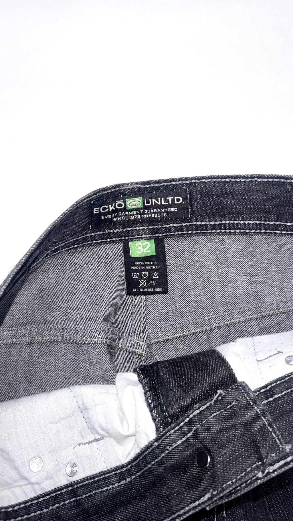 Vintage 2000s Baggy ECKO UNTD Jeans Size 32