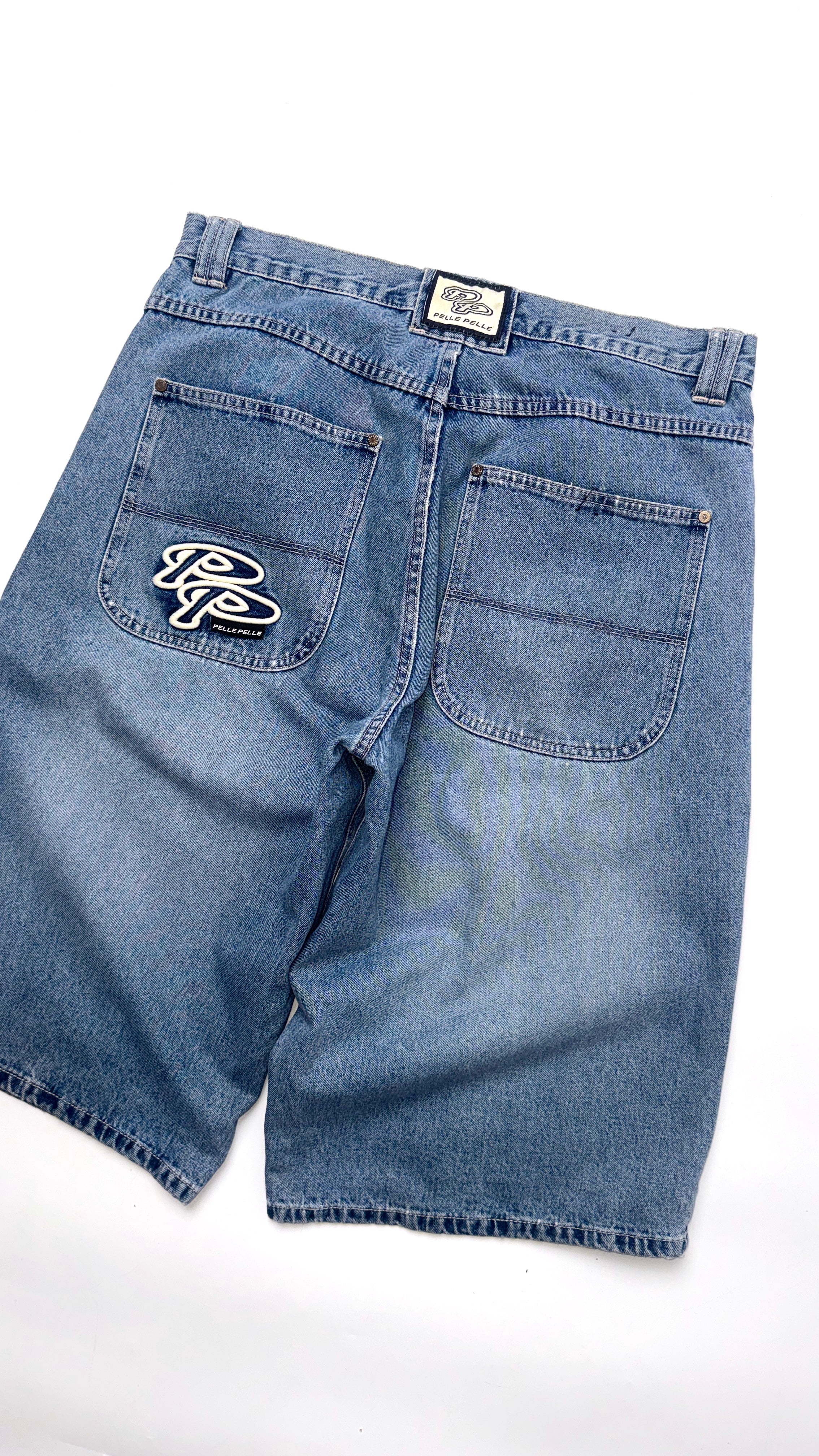 2000s Pelle Pelle Baggy Jorts