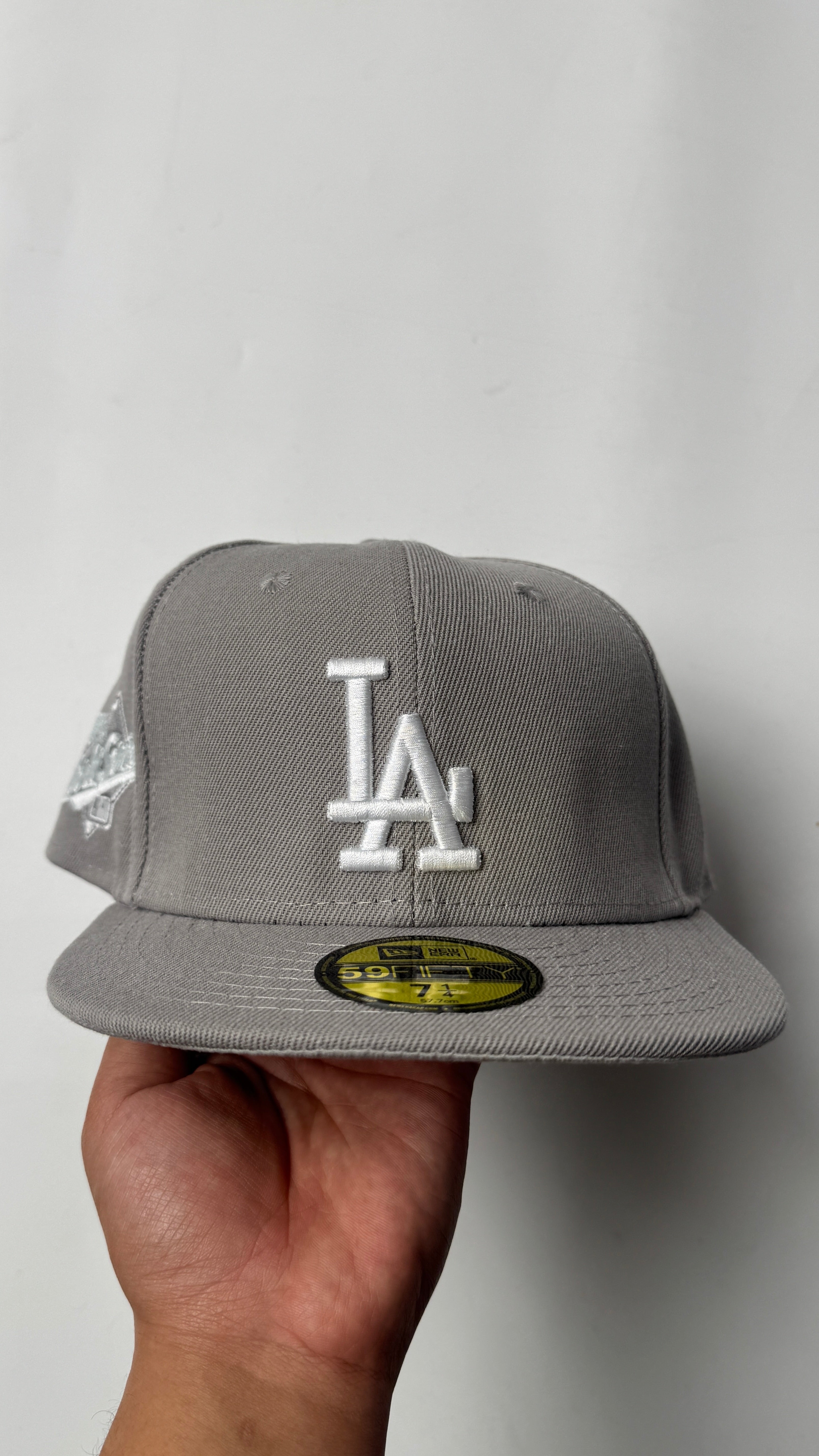 New Era Grey “LA” Cap