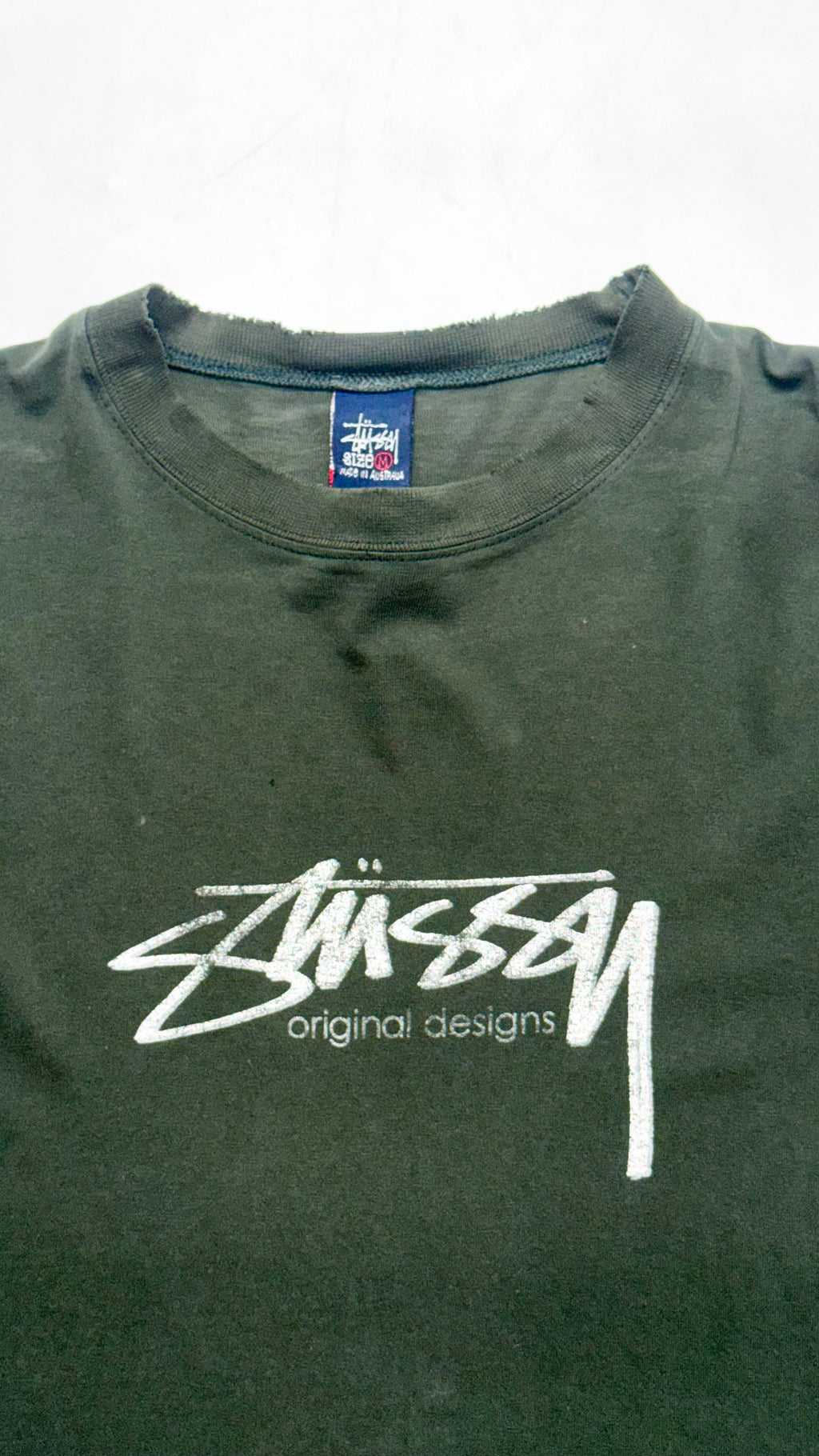 Vintage 90s Faded/Thrashed Dark Green Stussy T shirt