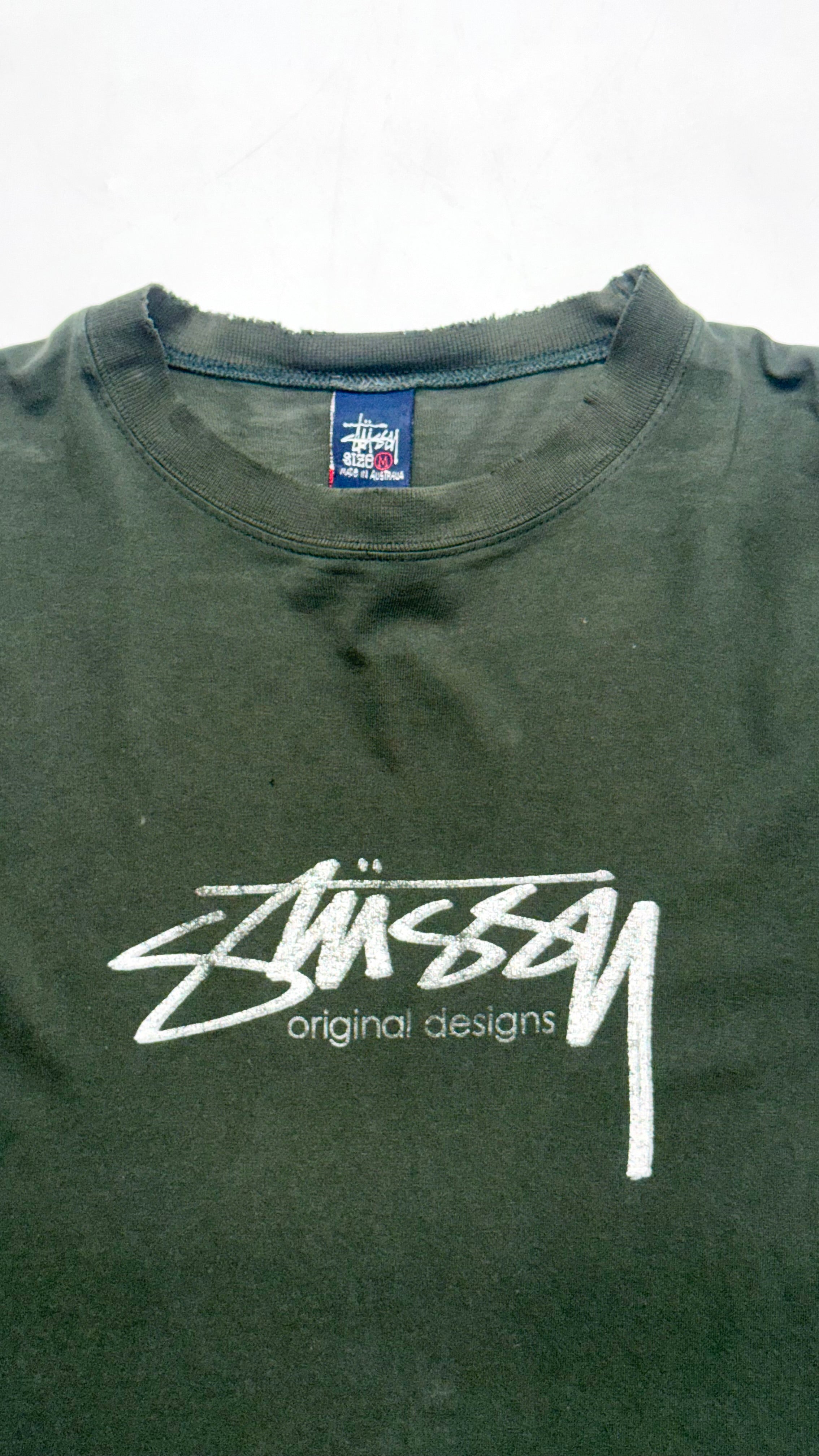 Vintage 90s Faded/Thrashed Dark Green Stussy T shirt