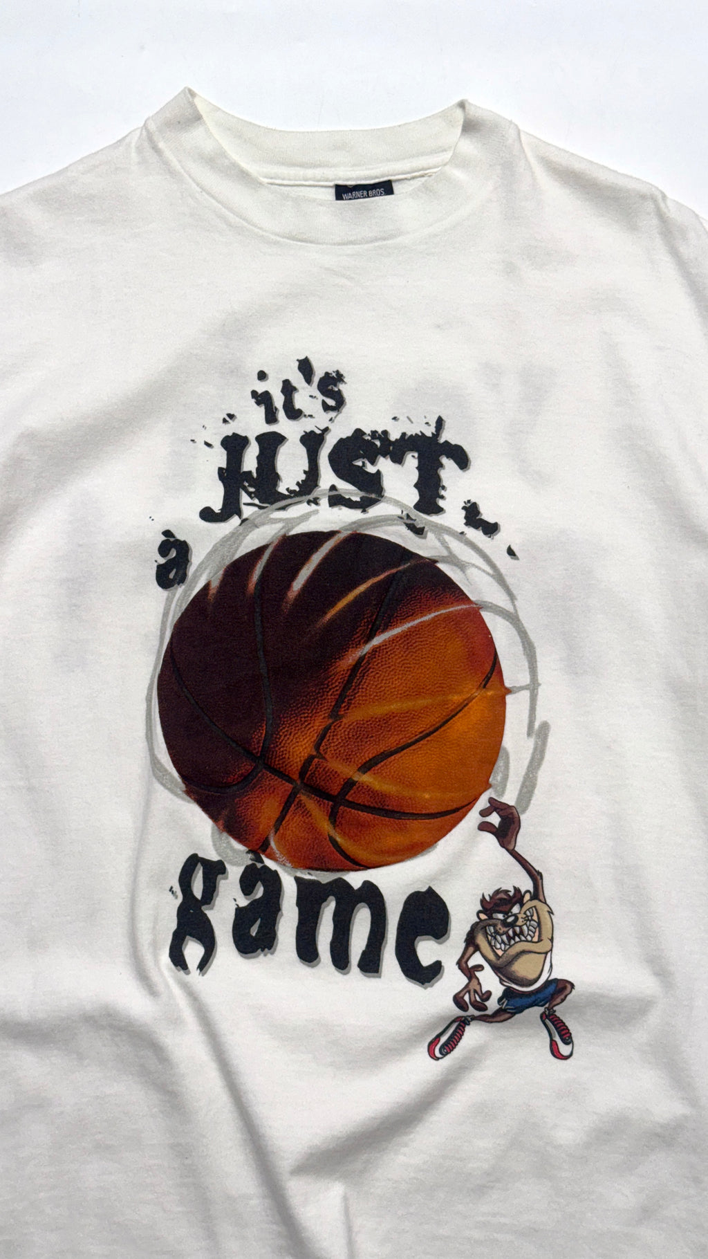 1996 TAZ Basketball Vintage Graphic T shirt