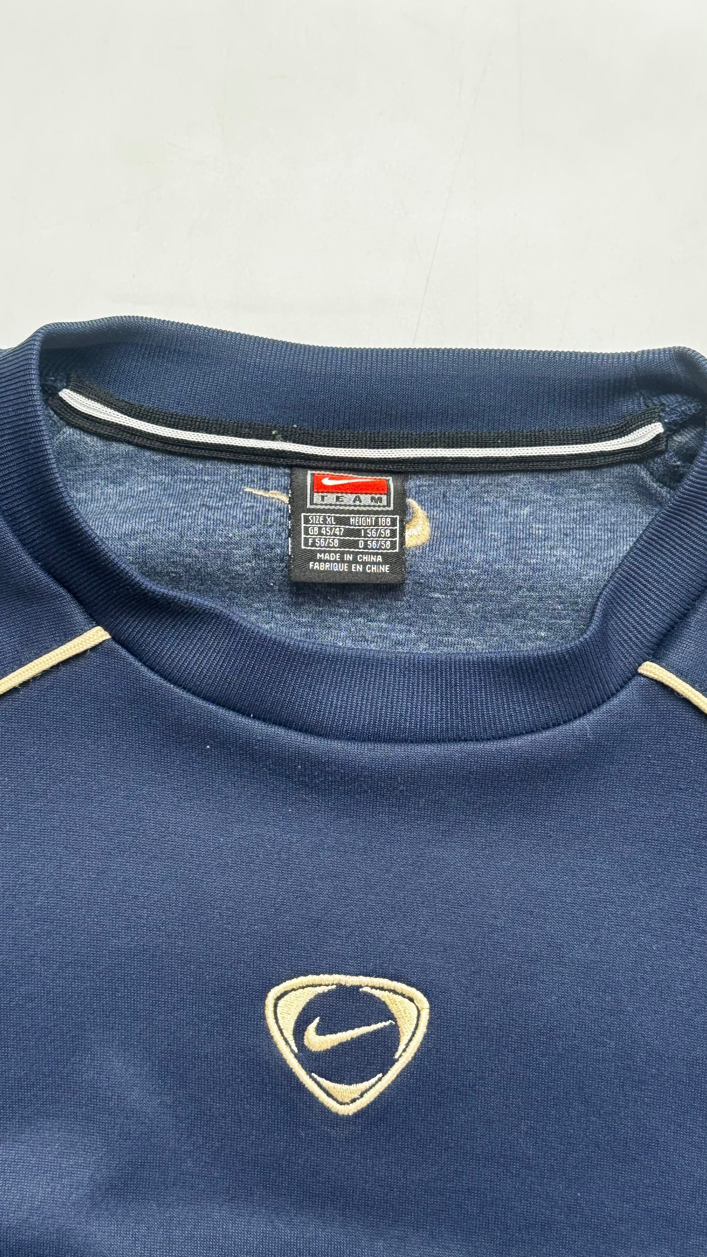 90s Nike “Shield” Middle swoosh Crewneck