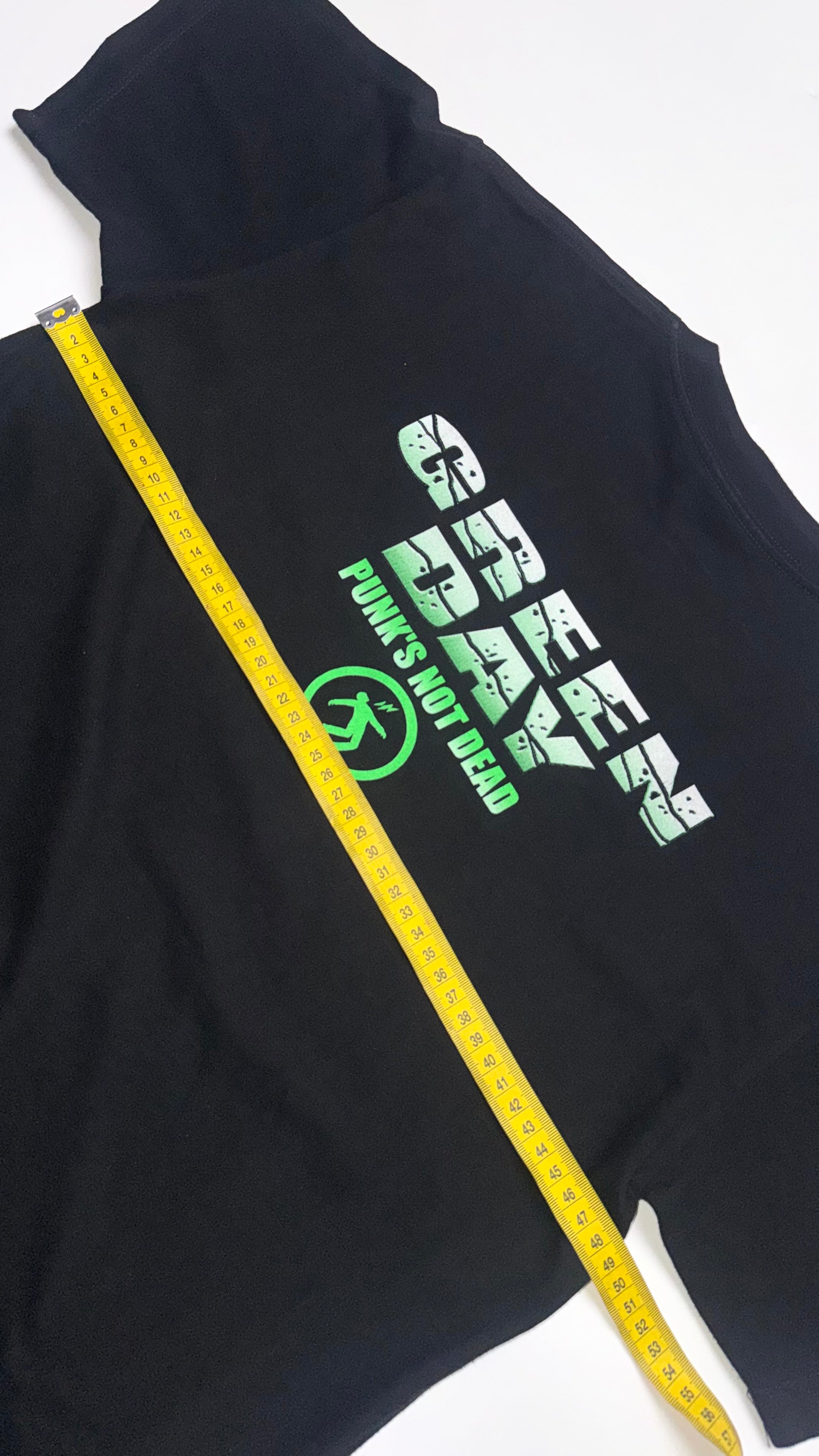 2000s Vintage “Green Day Punk’s Not Dead” Graphic T shirt
