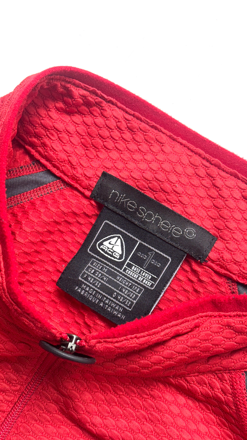 00s Nike ACG Sphere T shirt