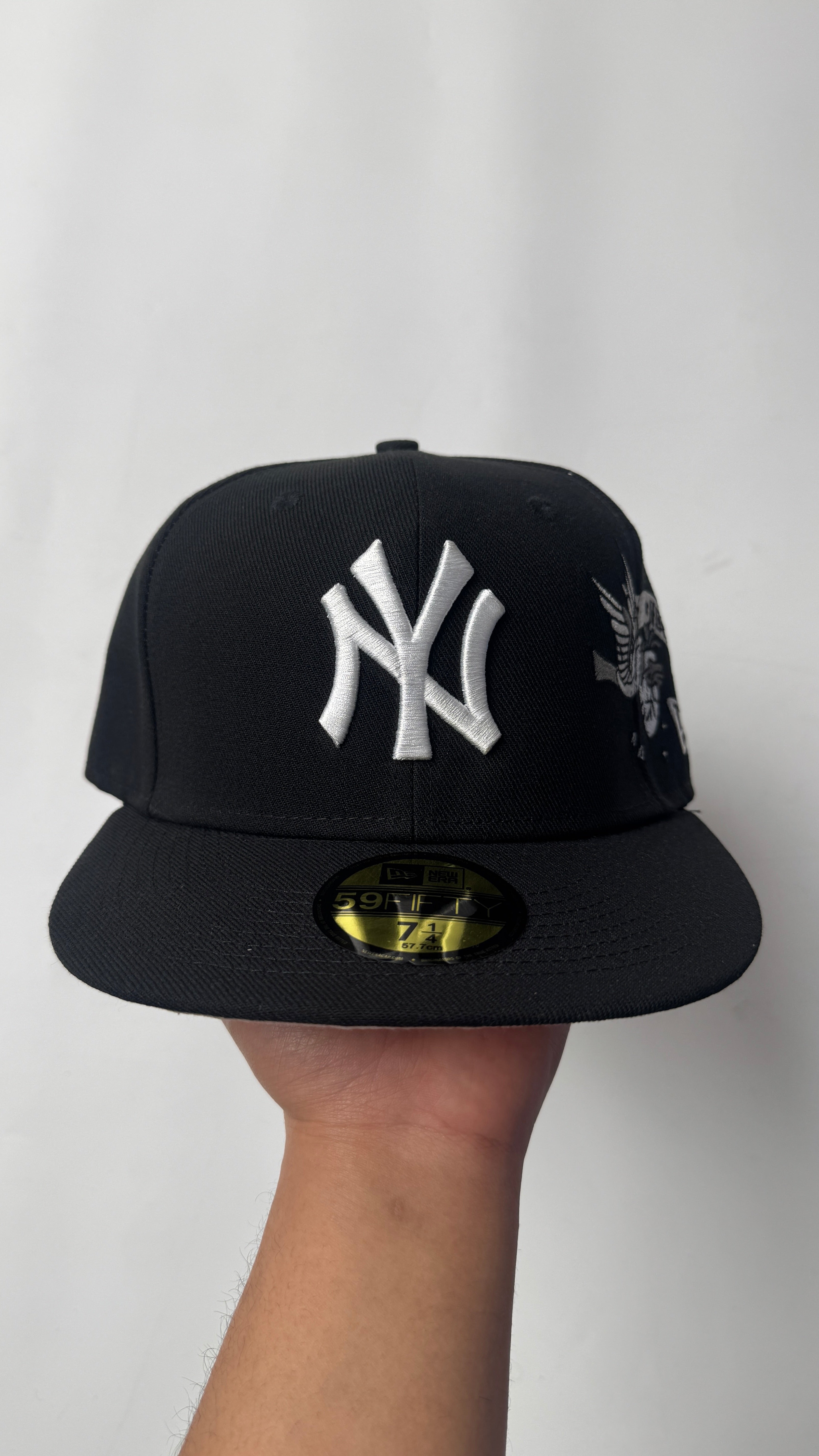 New Era Black Bird “NY” CAP