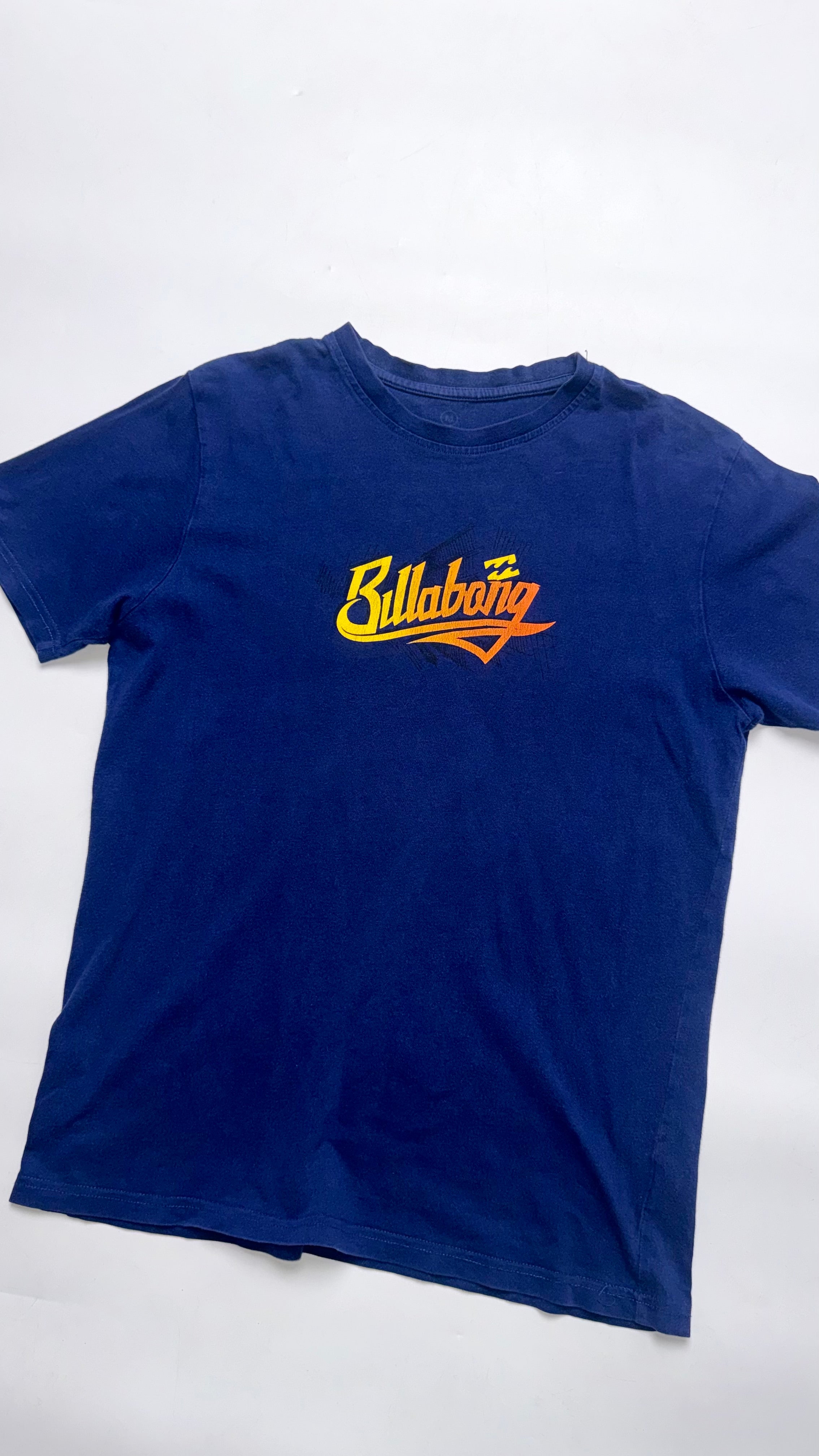 2000s Billabong Graphic T shirt