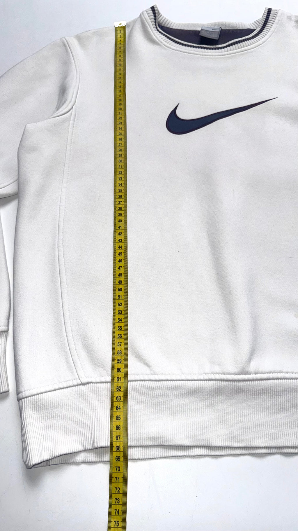 2000s Nike White Middle swoosh Crewneck