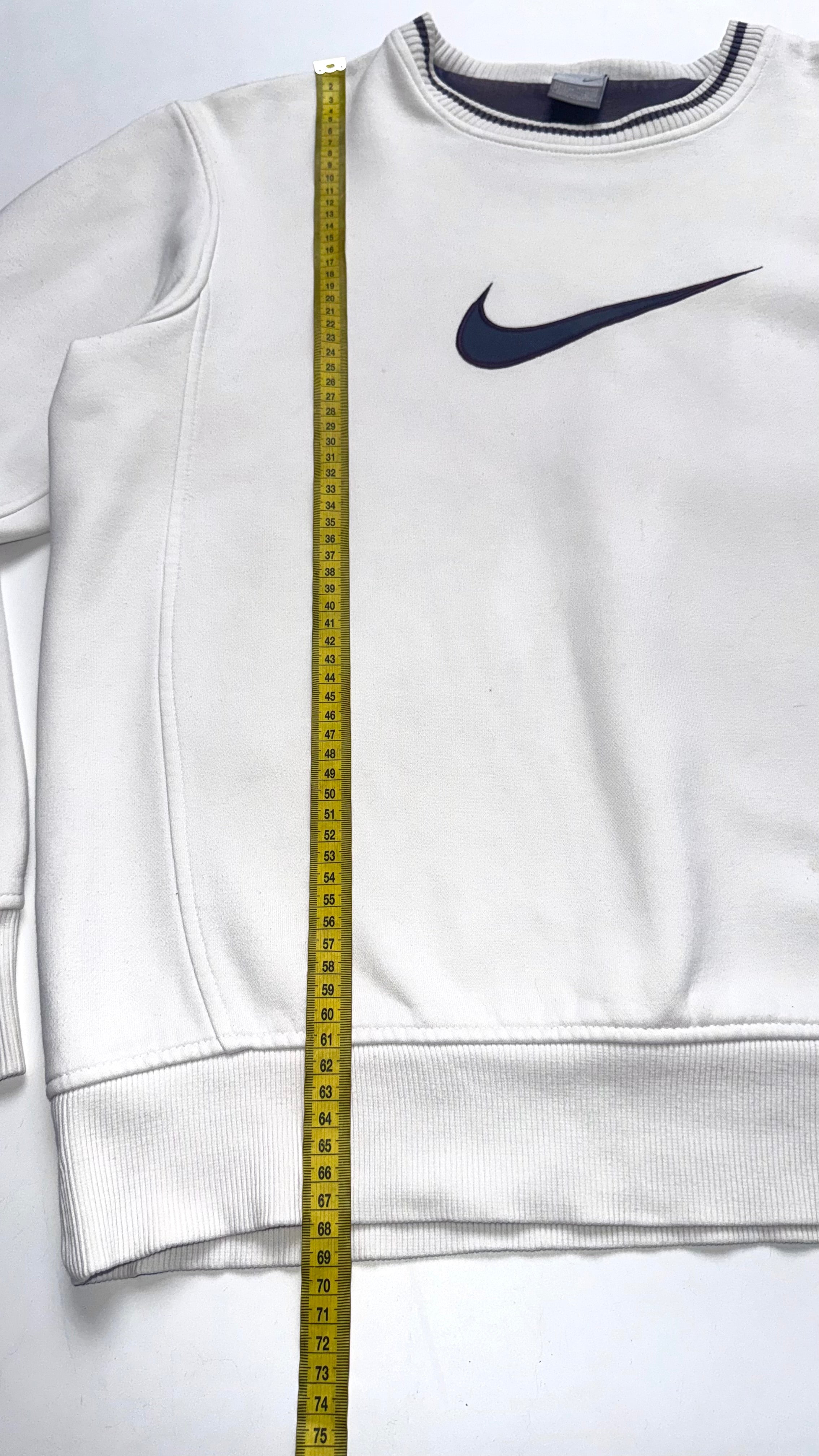 2000s Nike White Middle swoosh Crewneck