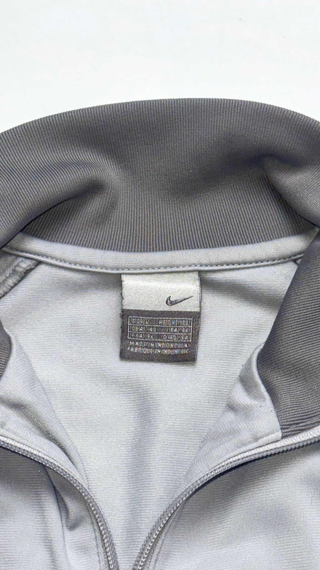 2000s Nike Light Grey Track Jacket