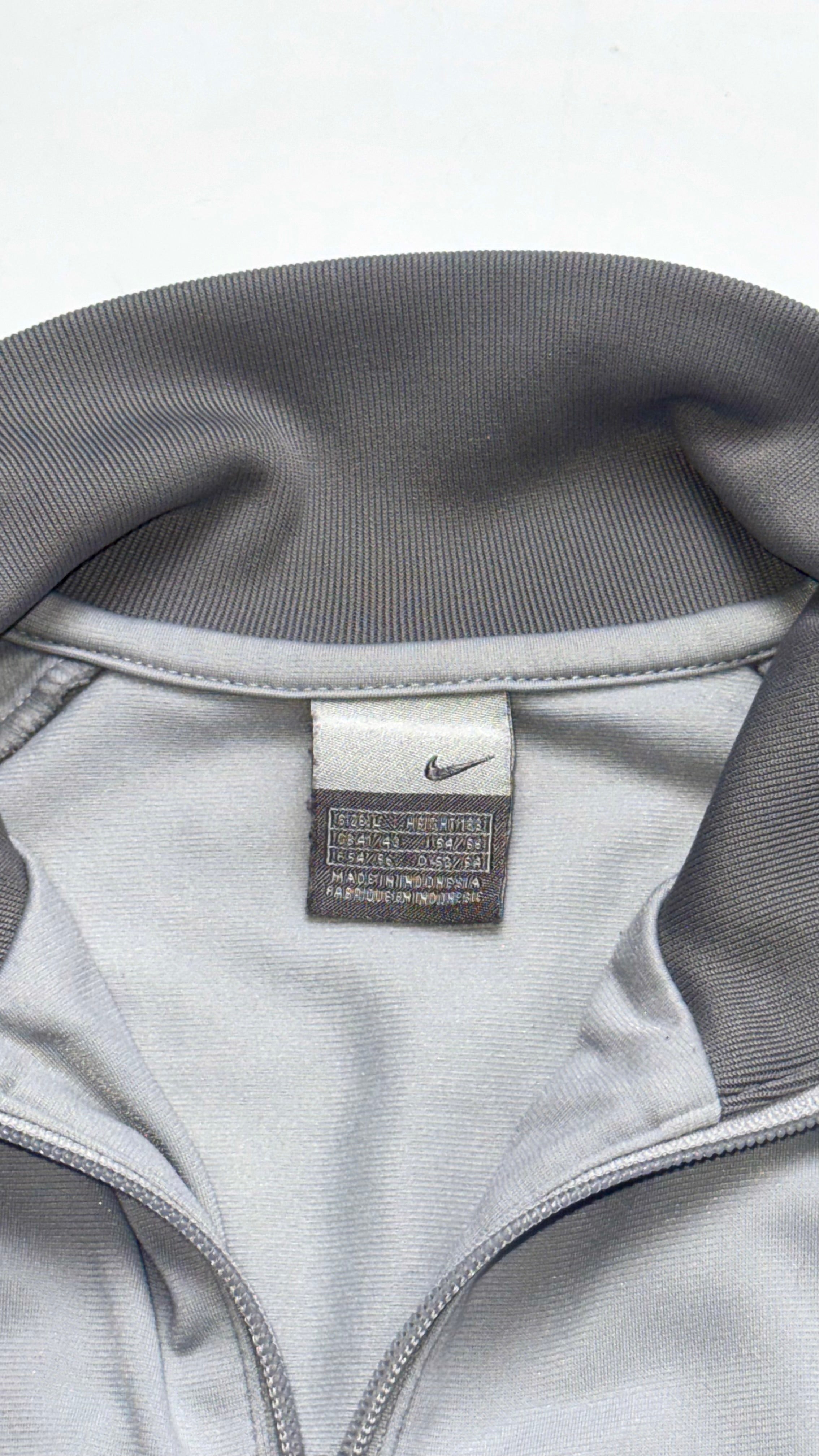 2000s Nike Light Grey Track Jacket