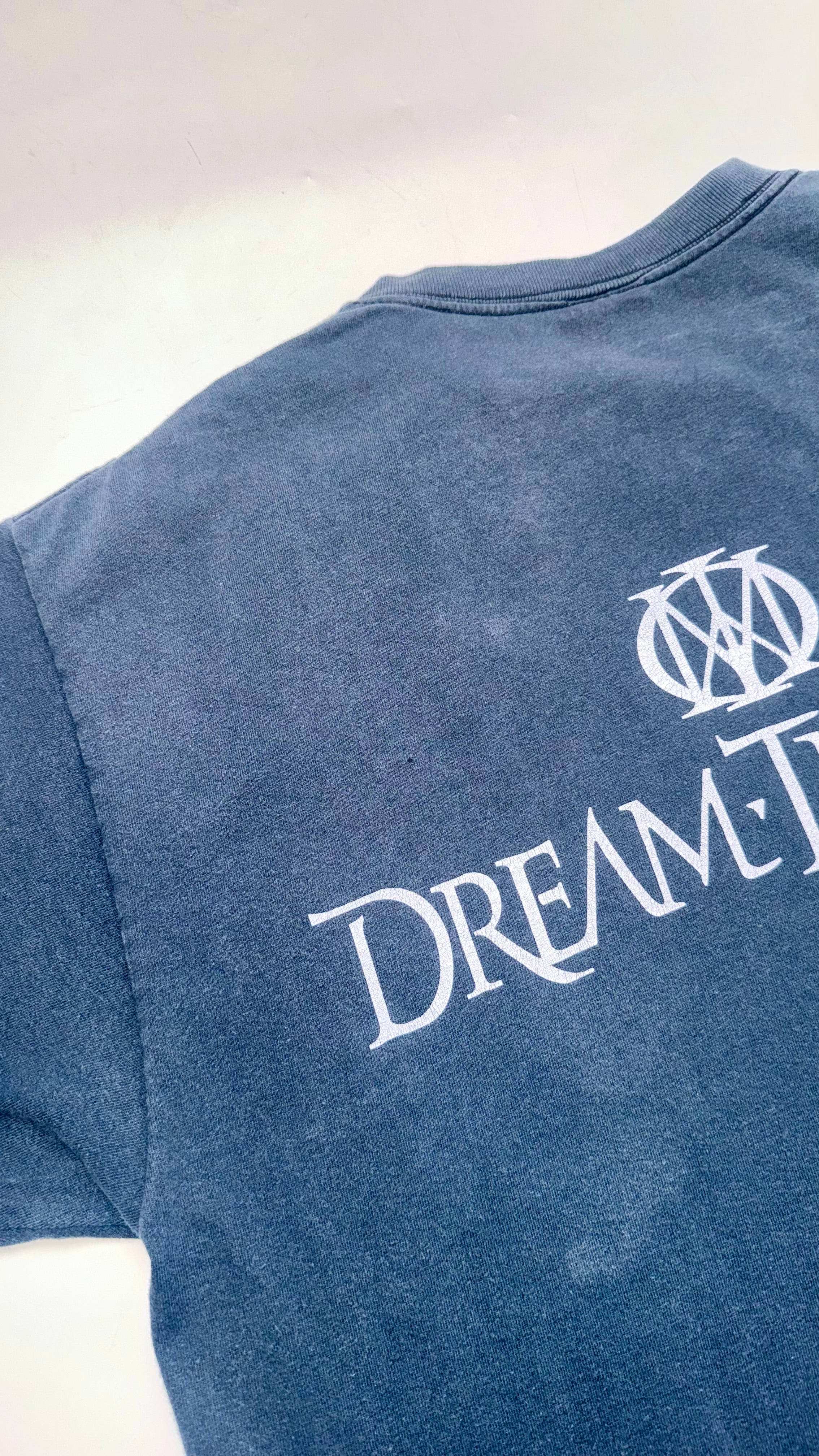 2000s Vintage “Dream•Theater” Graphic T shirt