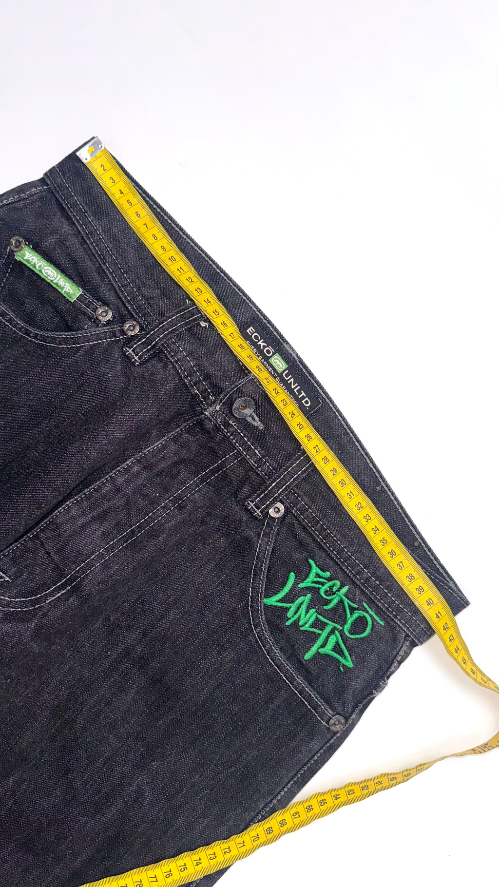 Vintage 2000s Baggy ECKO UNTD Jeans Size 32