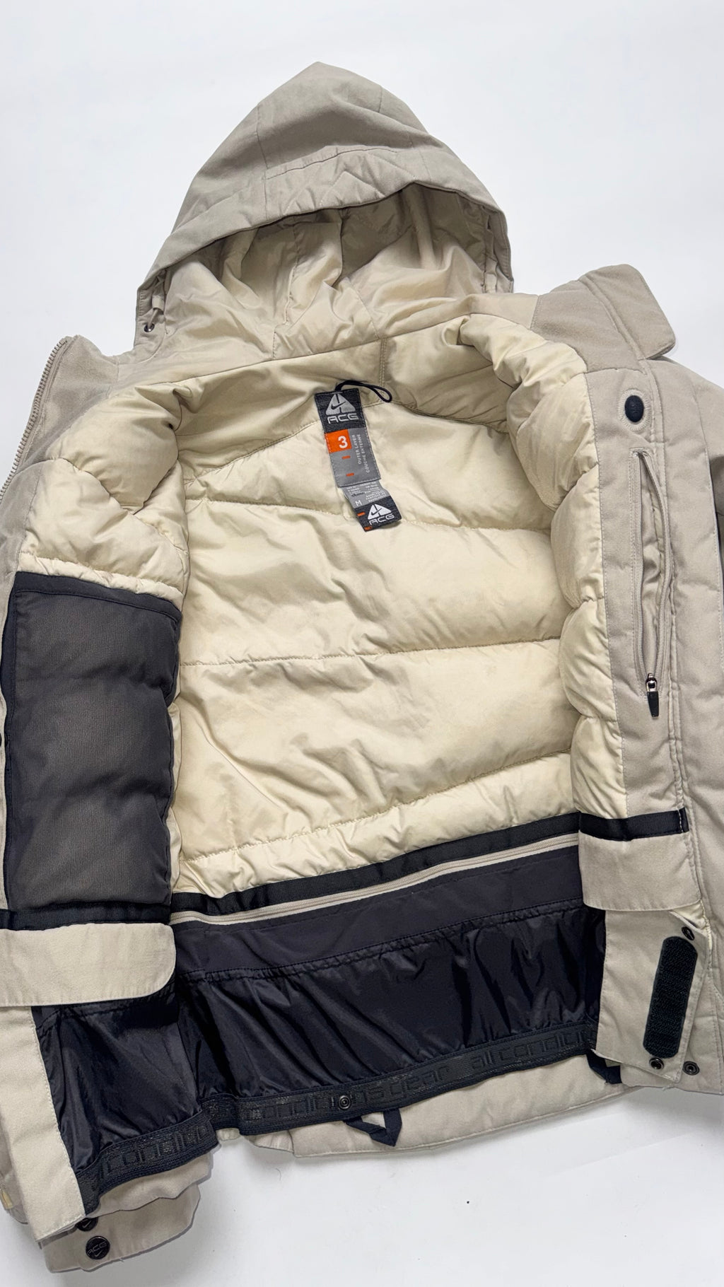 Vintage Nike ACG Women's Tan Puffer Goose Down Coat Jacket