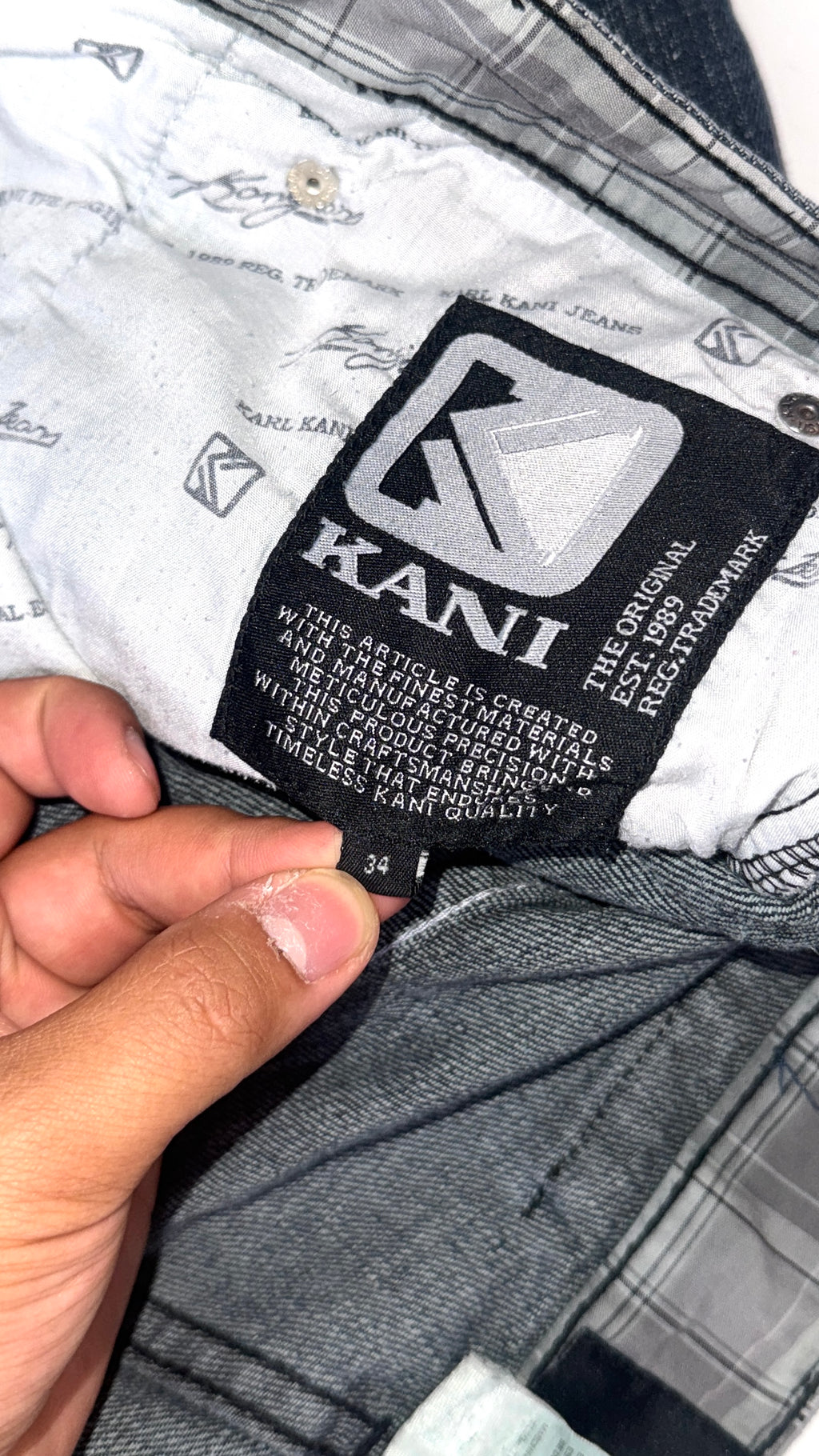 2000s Baggy Karl Kani Jorts