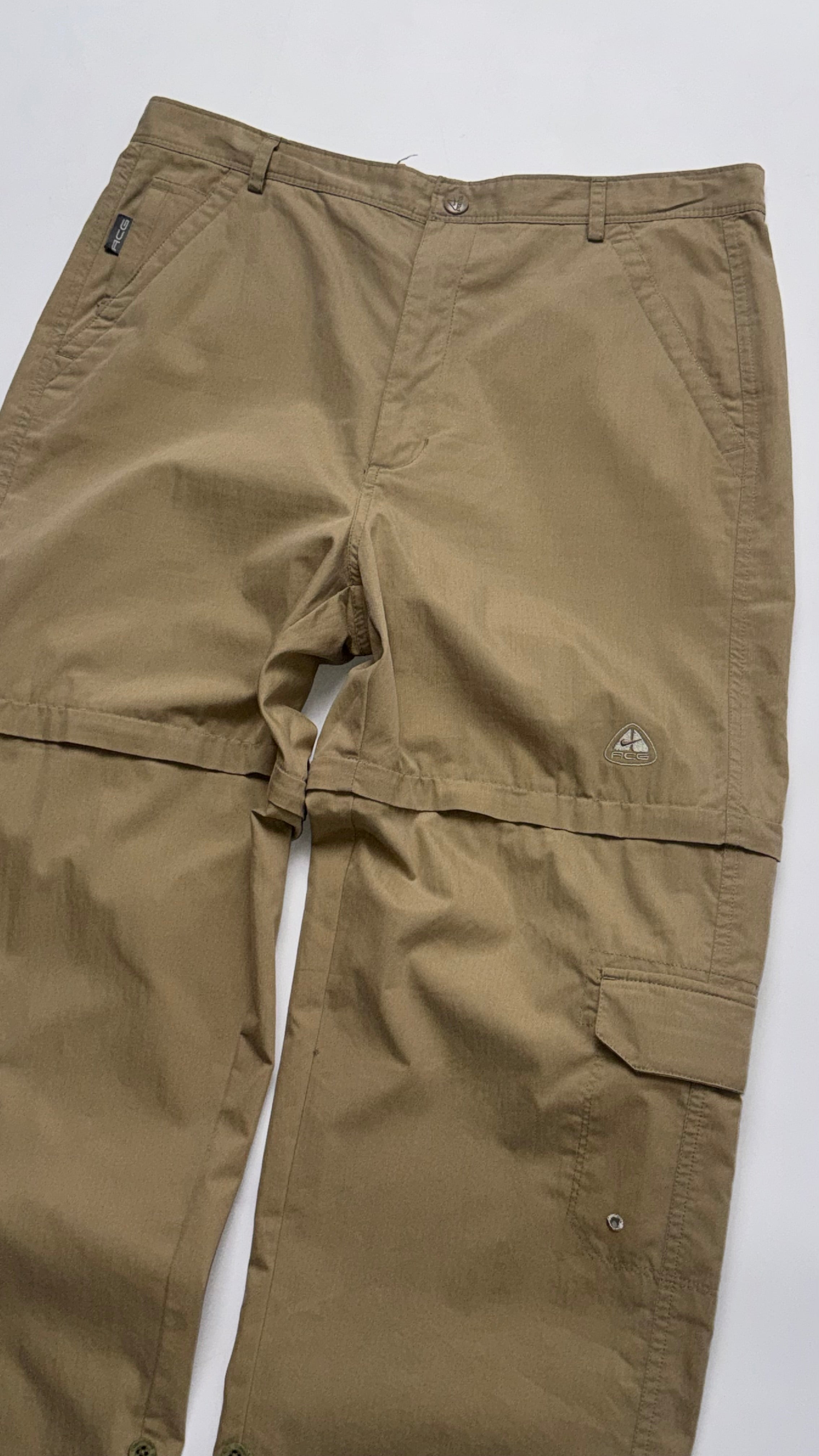 2000s Nike ACG Convertible Cargo Pants/Shorts